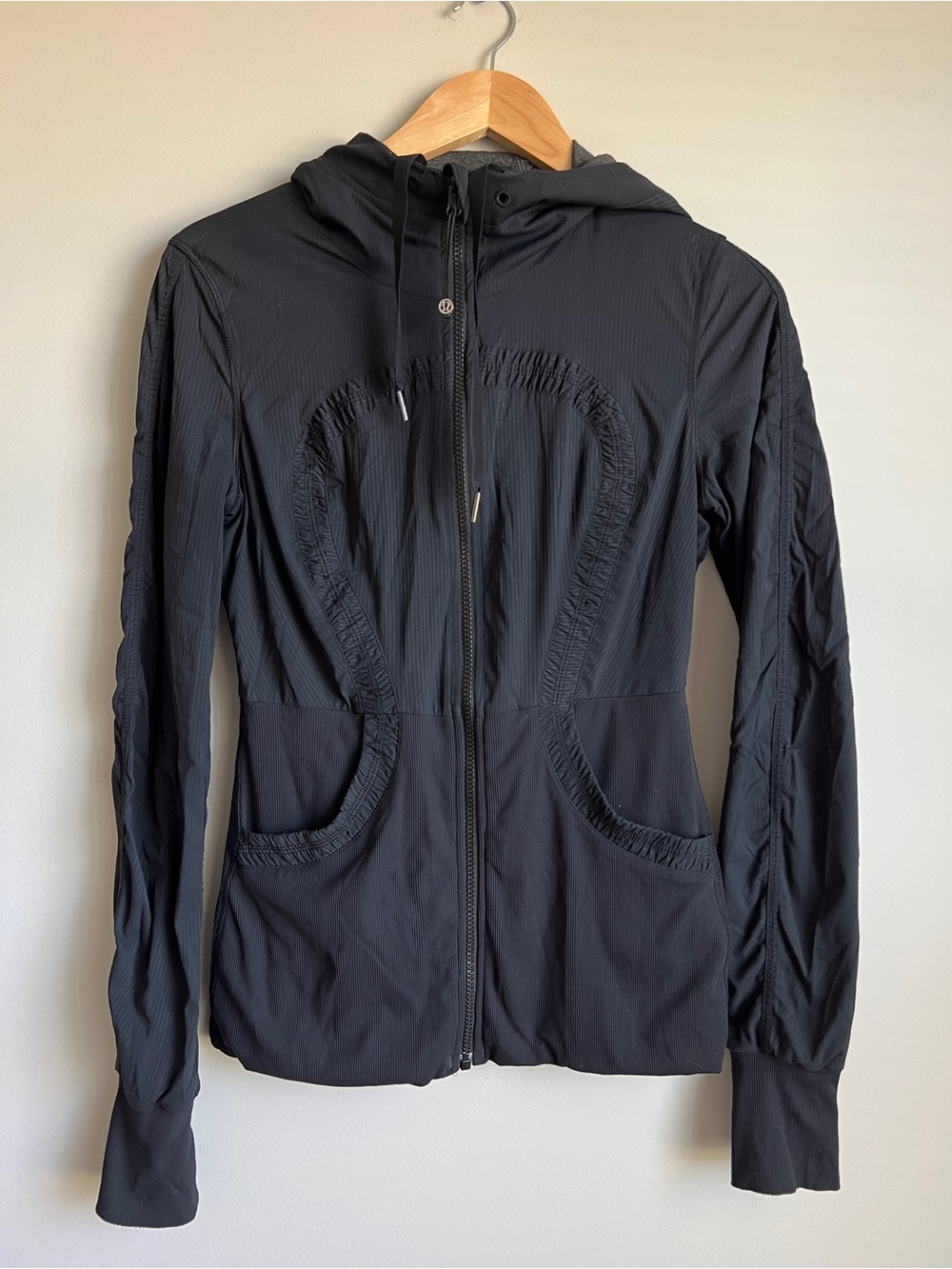 Lululemon Dance Studio Jacket - Reversible Black & Gray Size Medium (8)